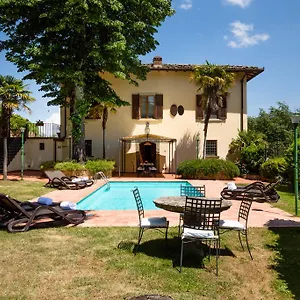  Holiday home Il Castellaccio